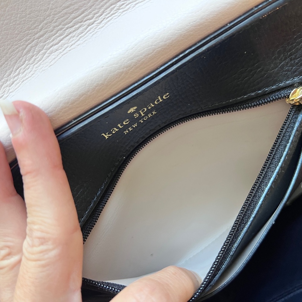 Kate Spade Vanderbilt Place Tegan Bow Black Pebble Leather Crossbody MSRP $279 - Picture 7 of 14